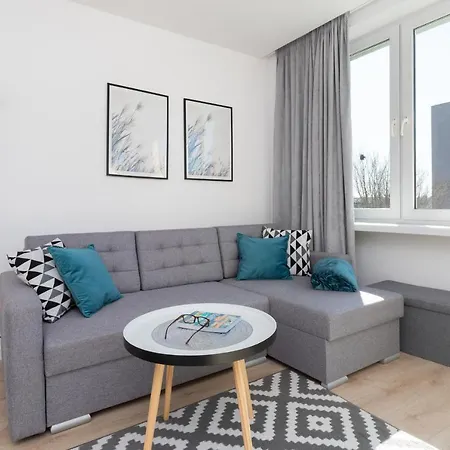 شقة Family With Balcony Warszawska By Renters غدينيا