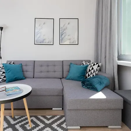 شقة Family With Balcony Warszawska By Renters غدينيا