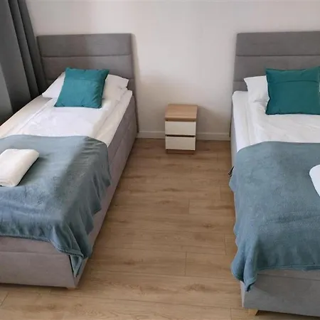 Family With Balcony Warszawska By Renters 그디니아